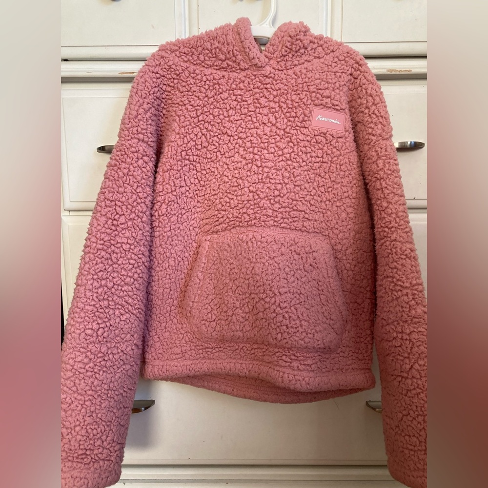 Blush pink Abercrombie and Fitch cozy comfy sweater hooded top